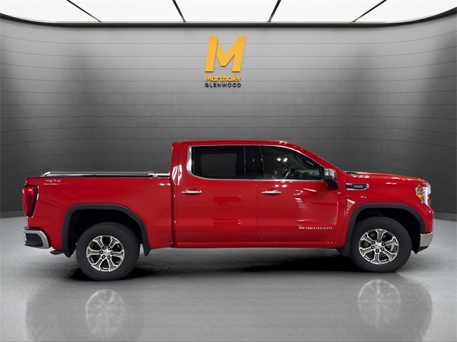 Used 2021 GMC Sierra 1500 SLT image 2
