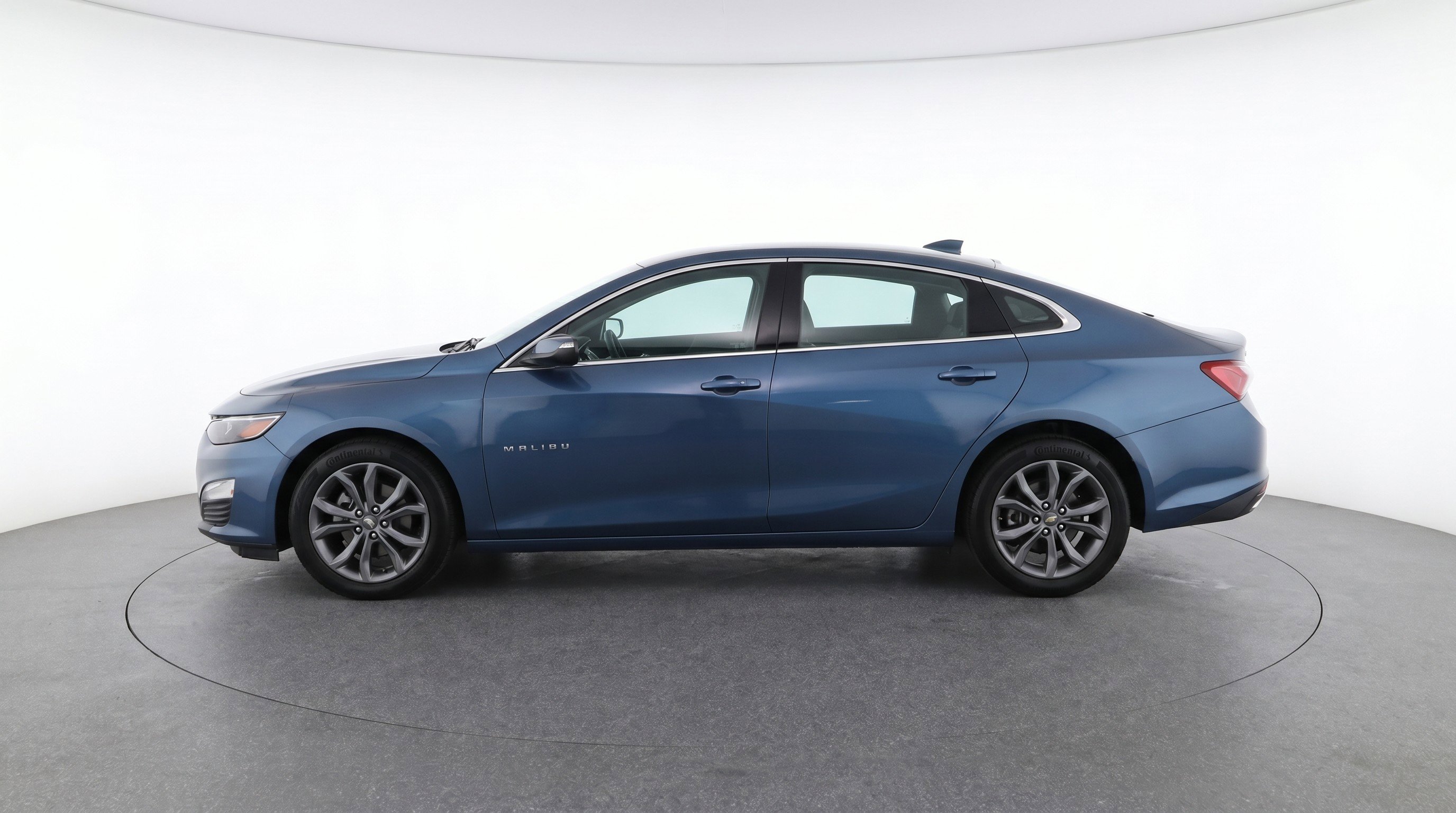 Used 2024 Chevrolet Malibu LT FWD image 5