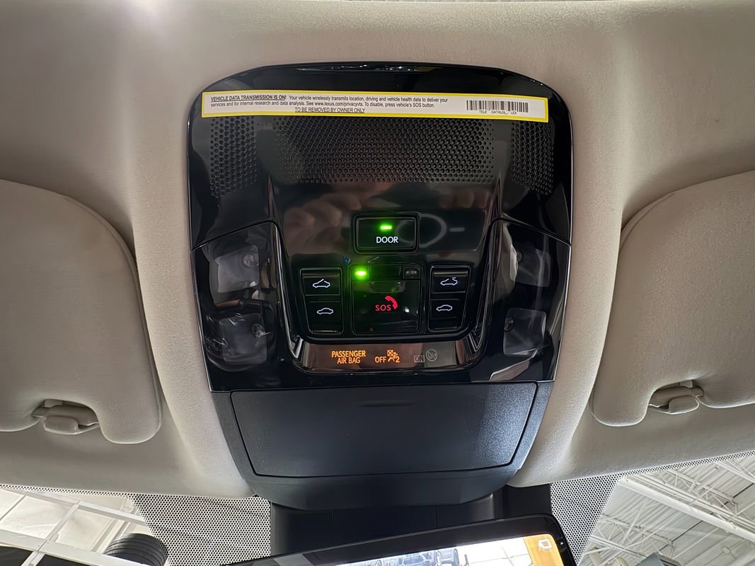 Used 2024 Lexus RX 350 image 32