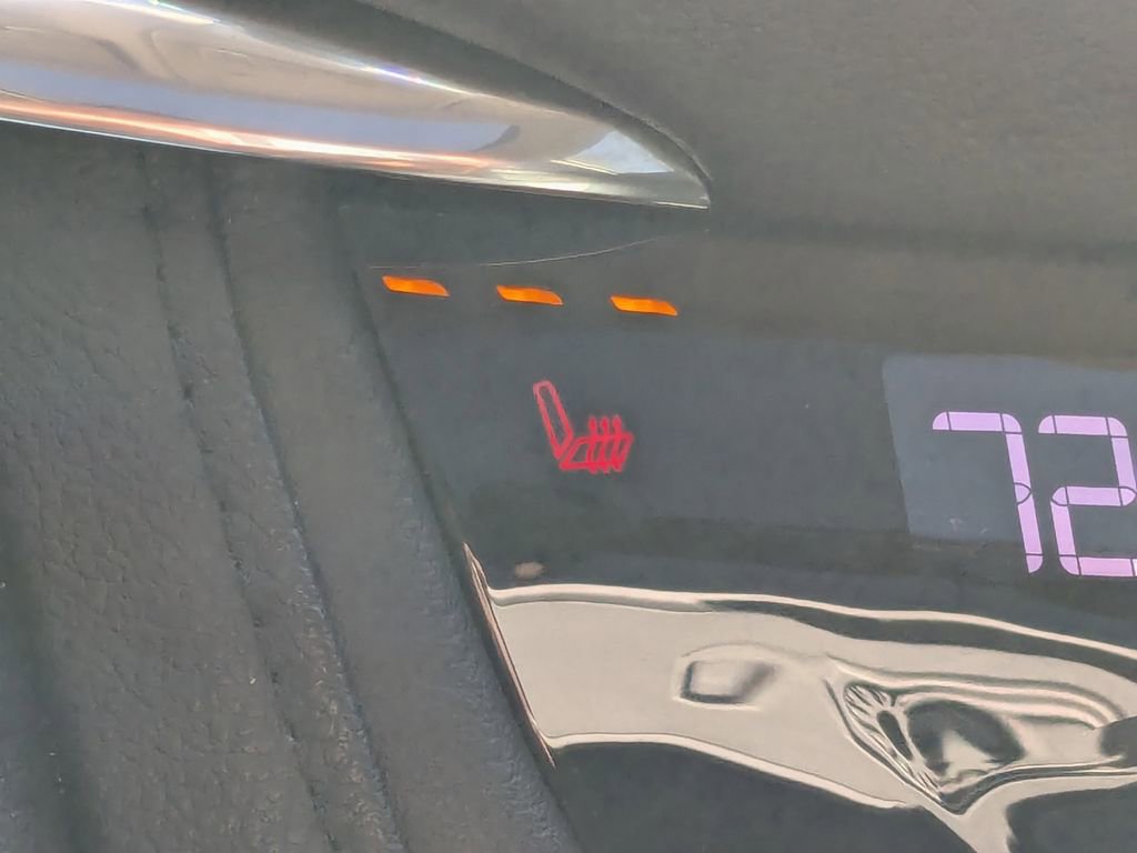 Used 2017 Cadillac XT5 Luxury w/ Advanced Security Package image 11