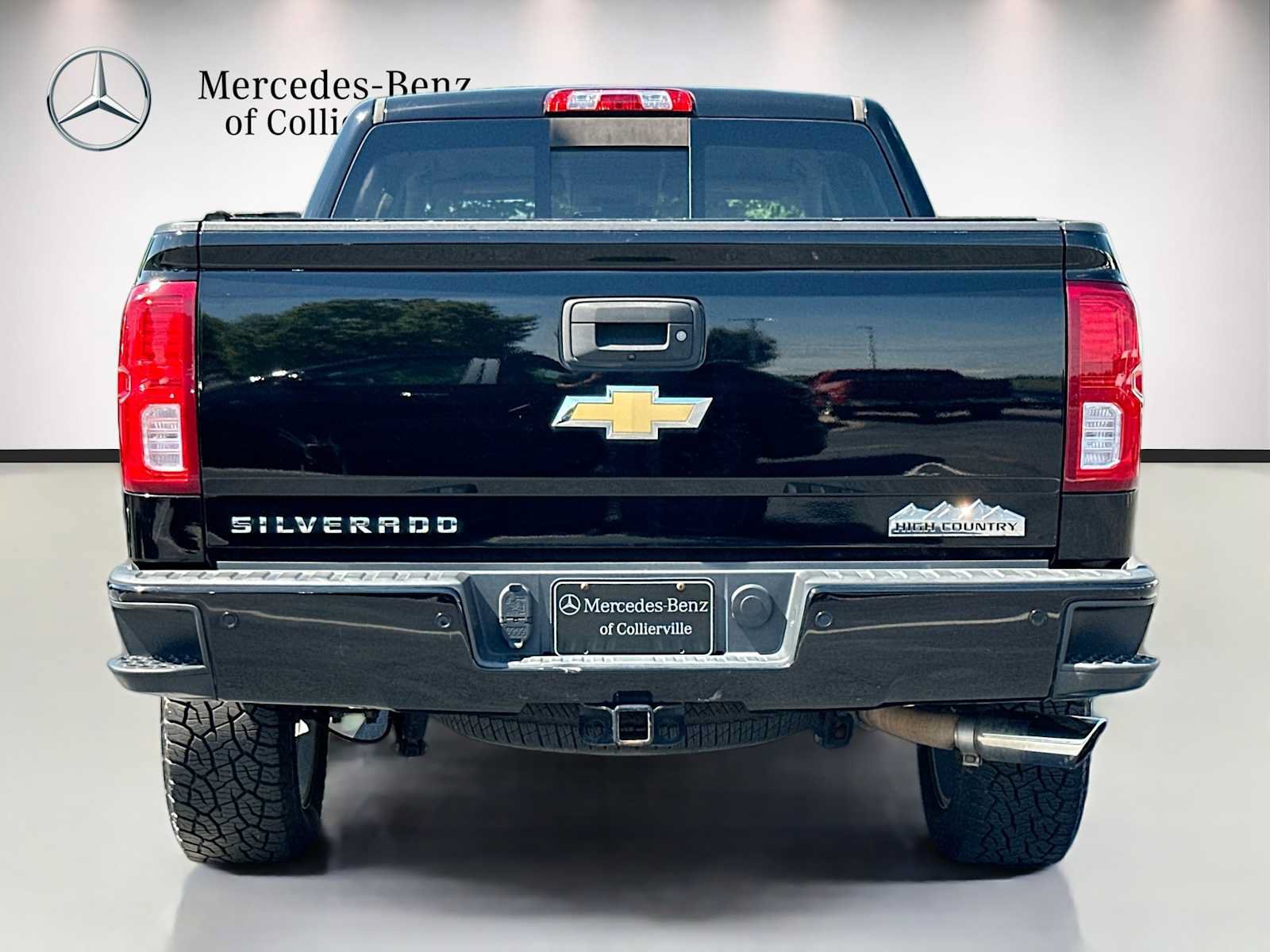 Used 2018 Chevrolet Silverado 1500 High Country AWD/4WD image 6