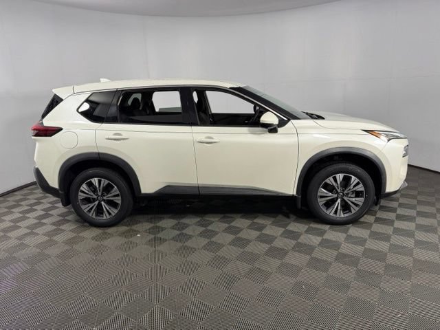 Used 2021 Nissan Rogue SV FWD image 11