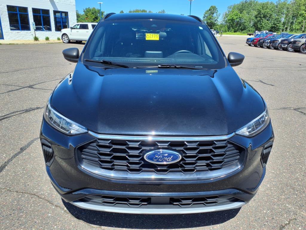 Certified 2023 Ford Escape ST-Line image 9