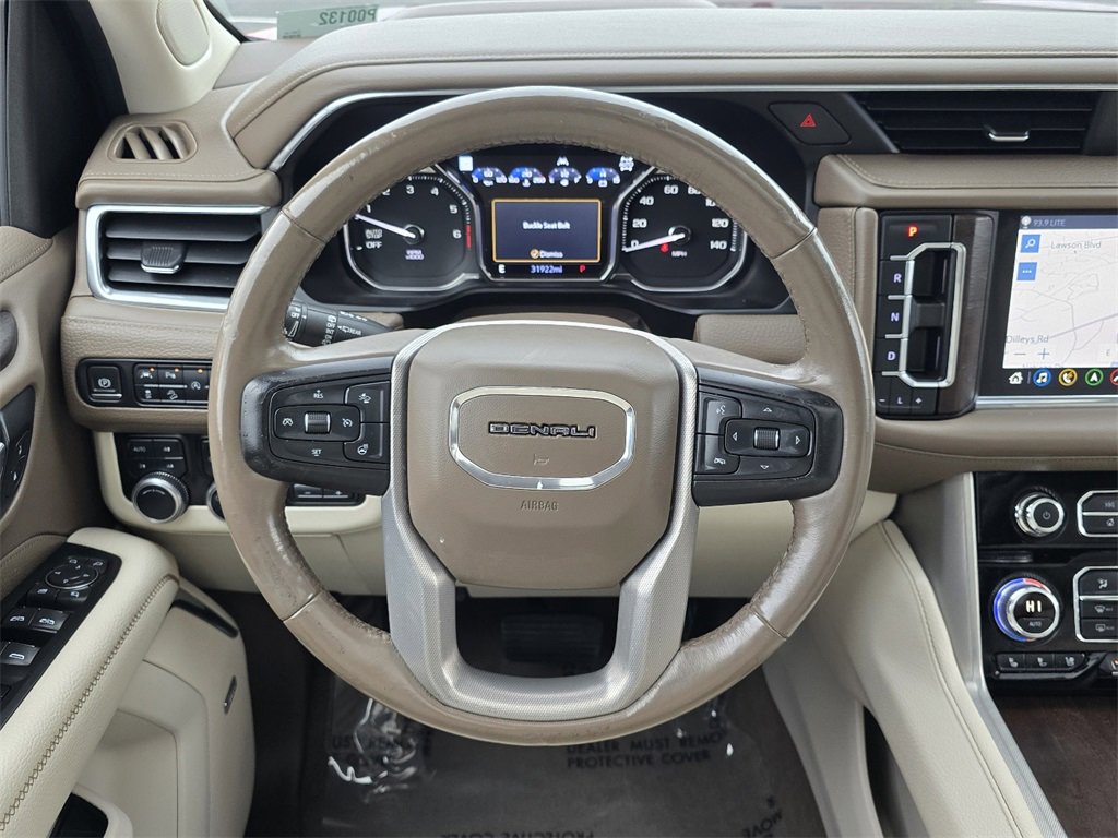Used 2021 GMC Yukon XL Denali w/ Denali Premium Package image 30