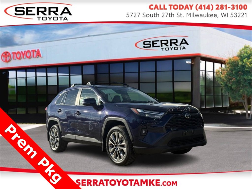 Used 2022 Toyota RAV4 XLE Premium image 1