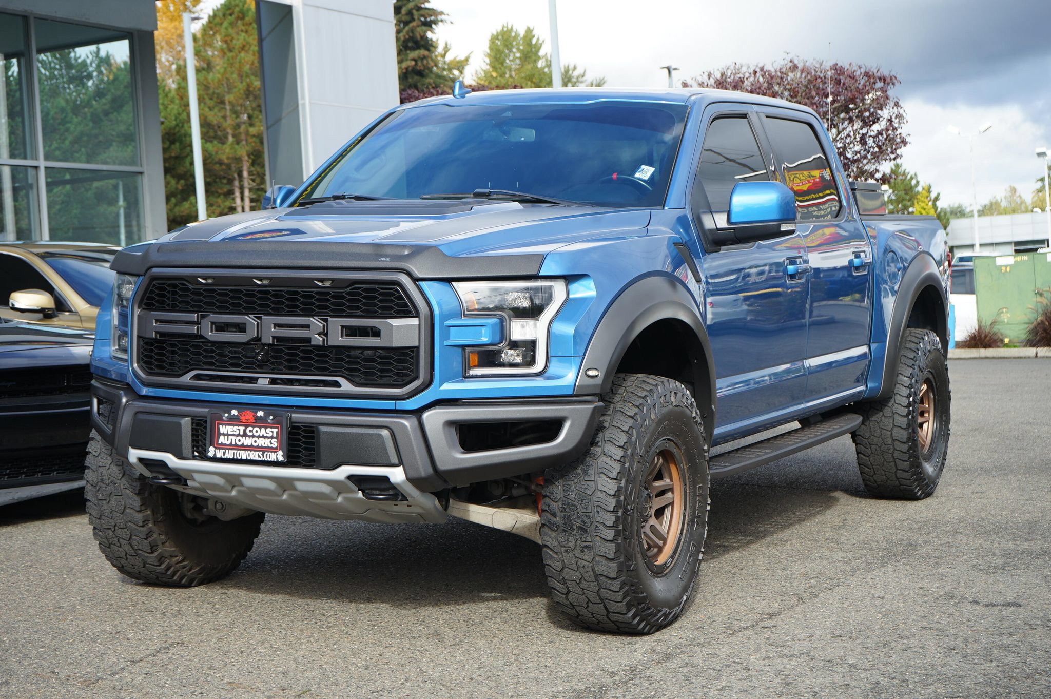 Used 2020 Ford F150 Raptor w/ Equipment Group 802A Luxury AWD/4WD image 1