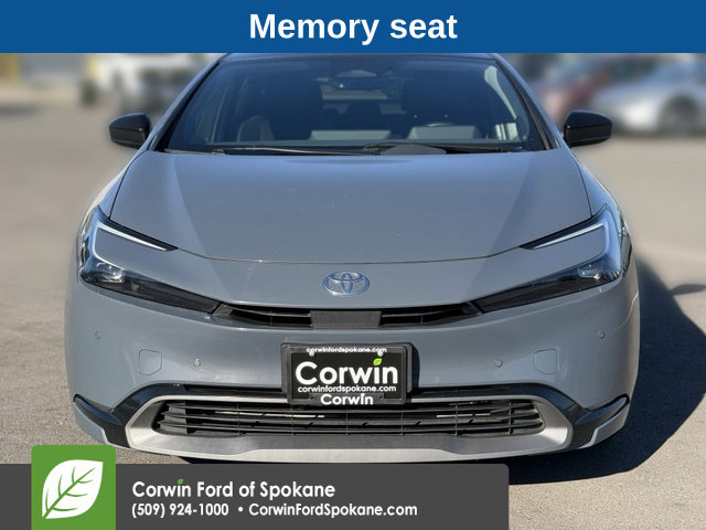 Used 2023 Toyota Prius Limited AWD/4WD image 7