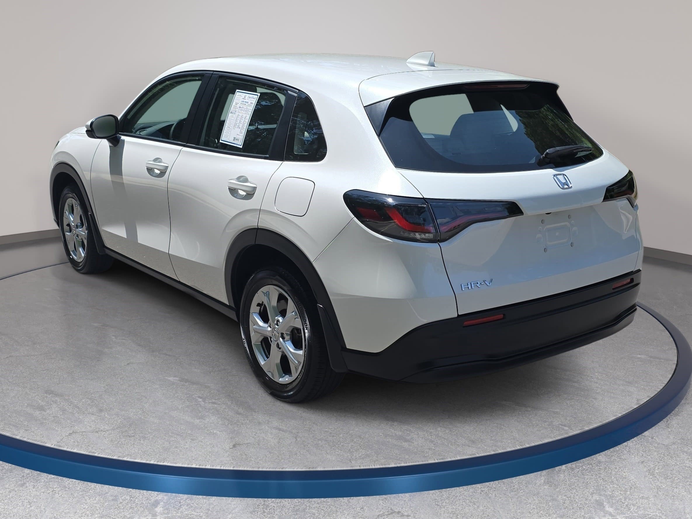 Used 2024 Honda HR-V LX image 7