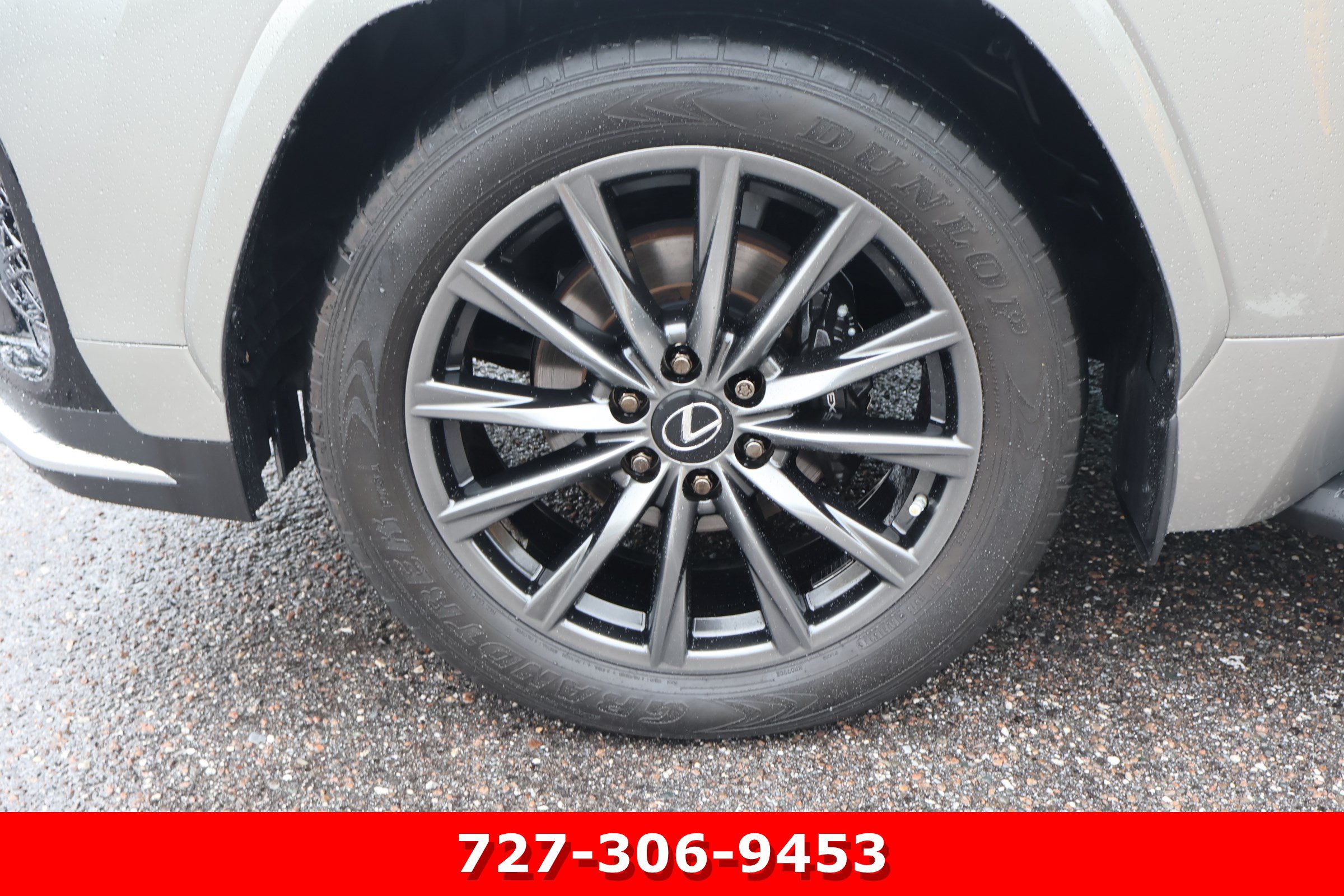 Used 2022 Lexus LX 600 F Sport w/ Accessory Package (Z1) AWD/4WD image 14