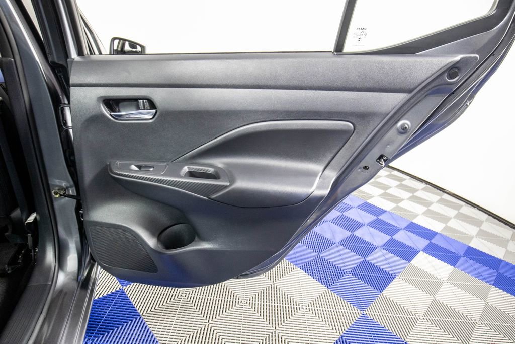 Used 2025 Nissan Versa SV FWD image 15