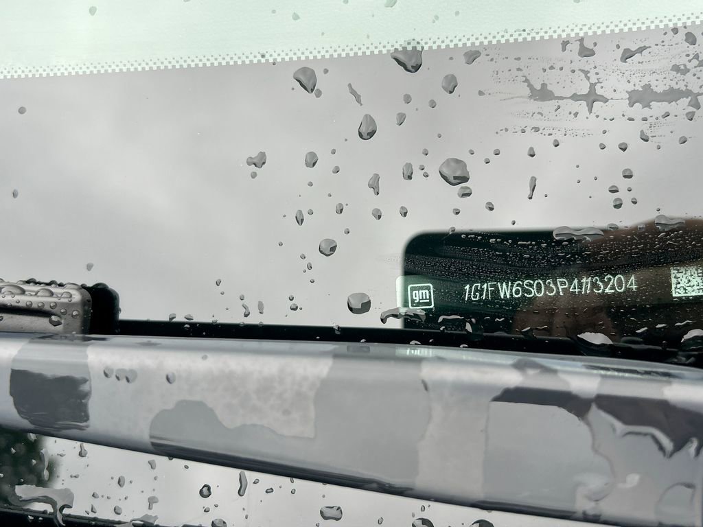 Certified 2023 Chevrolet Bolt LT image 34