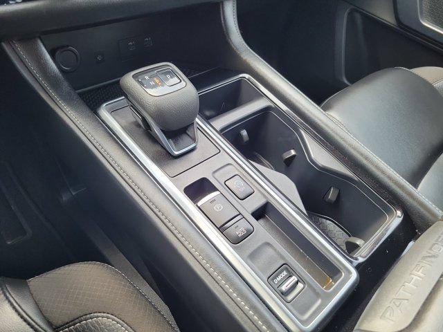 Certified 2024 Nissan Pathfinder SL w/ SL Premium Package FWD image 30