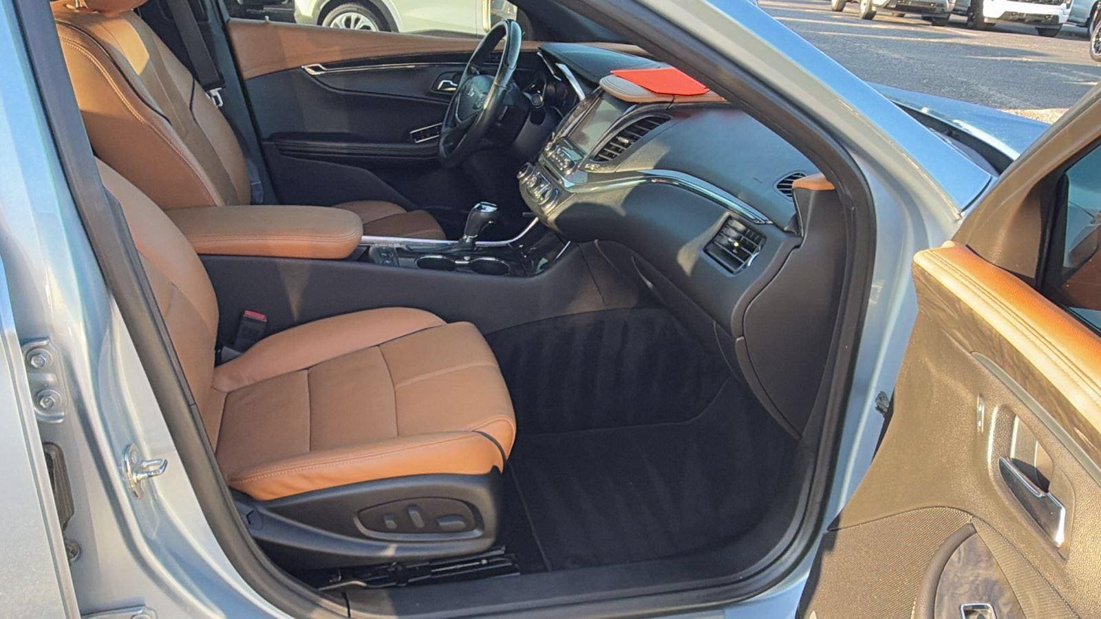 Used 2014 Chevrolet Impala LTZ FWD image 18