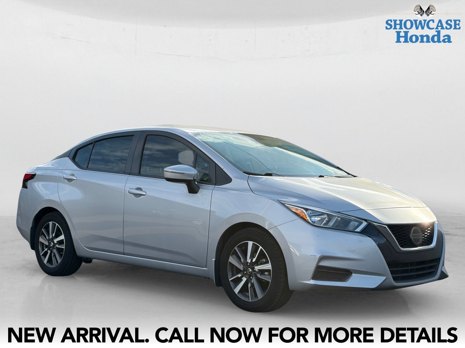 Used 2021 Nissan Versa SV FWD image 6