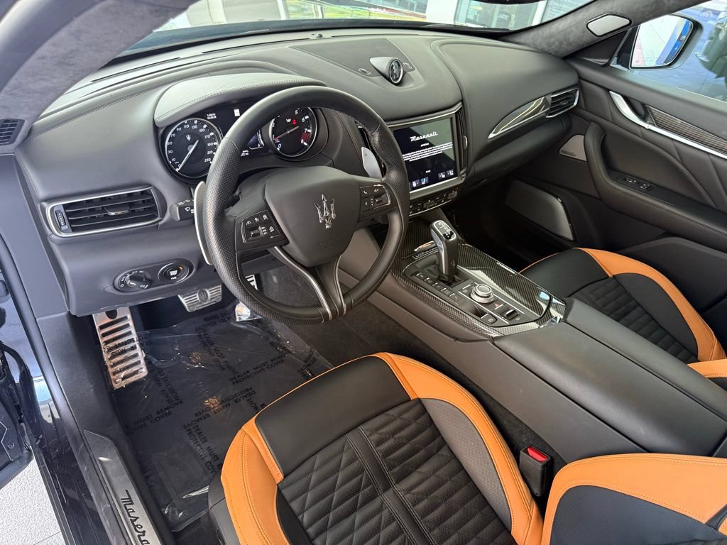 Certified 2024 Maserati Levante Trofeo AWD/4WD image 16