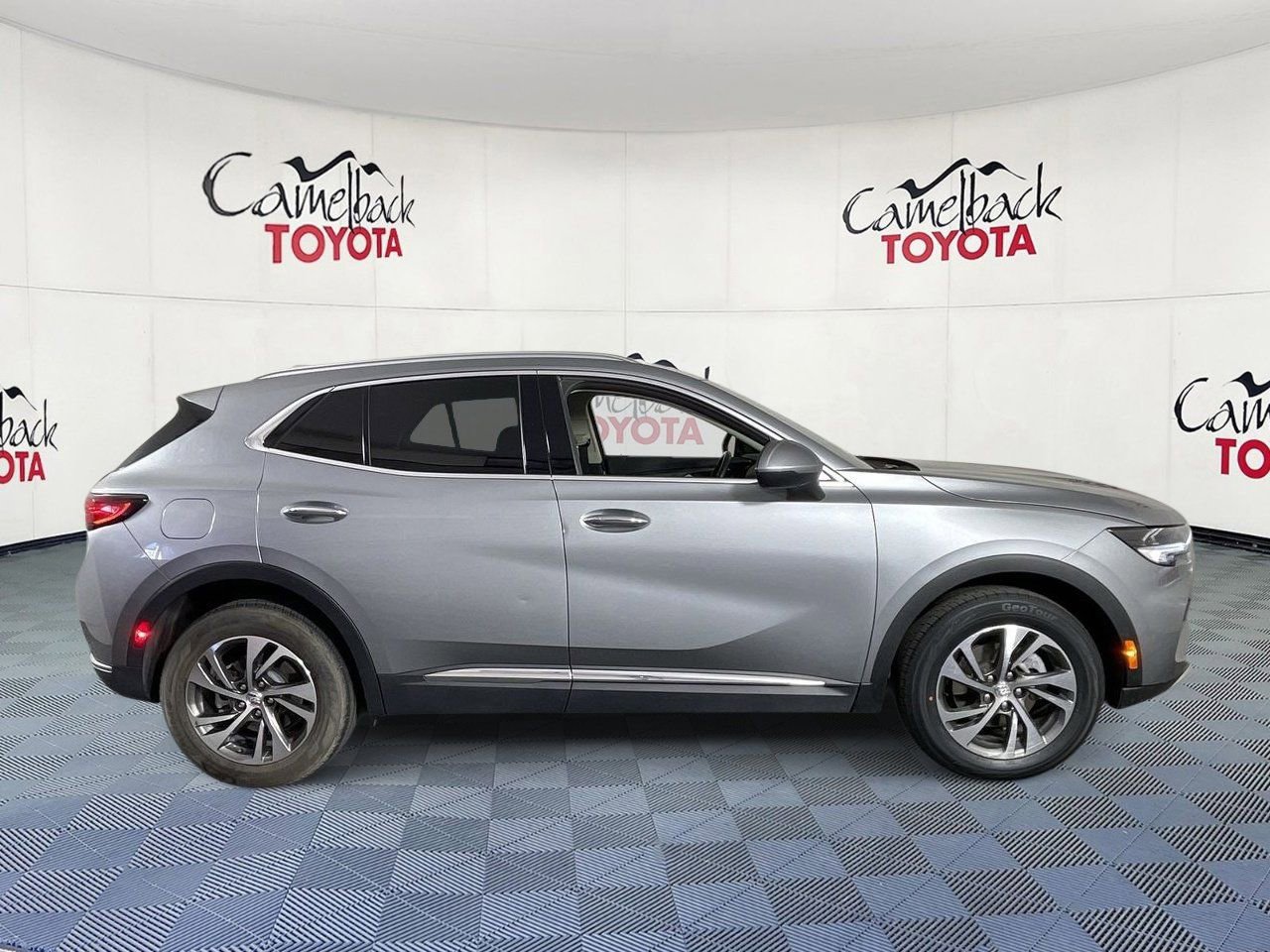 Used 2023 Buick Envision Essence image 8