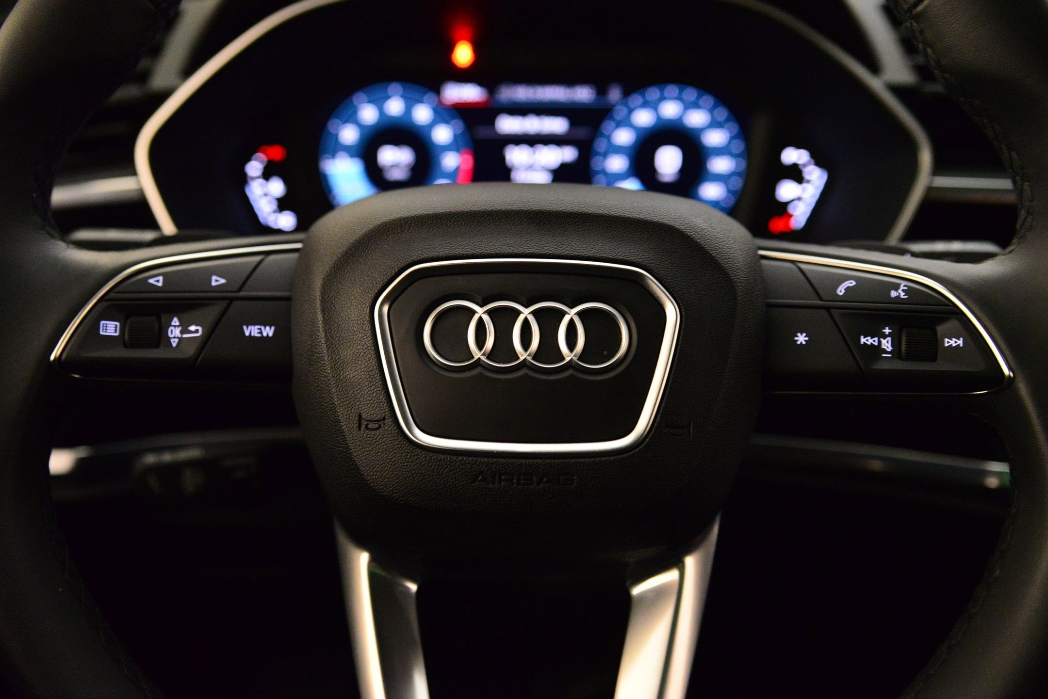 Certified 2025 Audi Q3 2.0T Premium w/ Convenience Package image 31