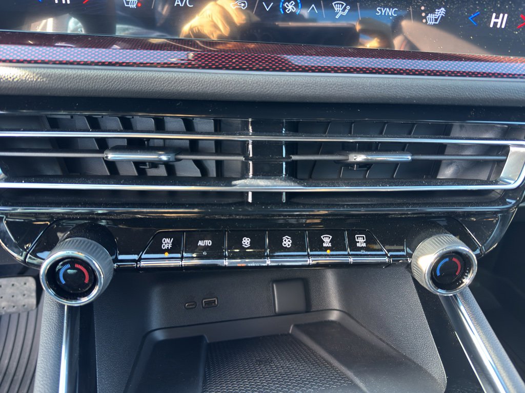 New 2026 Chevrolet Traverse Z71 w/ Enhanced Driving Package image 18