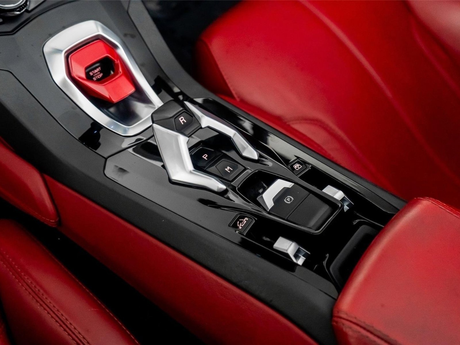 Used 2017 Lamborghini Huracan LP 610-4 image 36