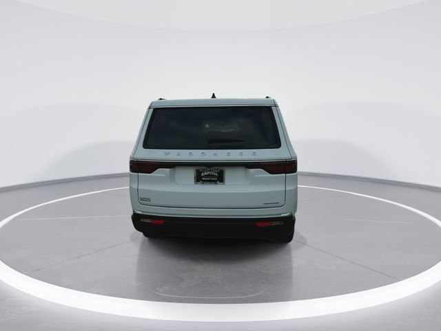 Used 2024 Jeep Wagoneer Series II image 7