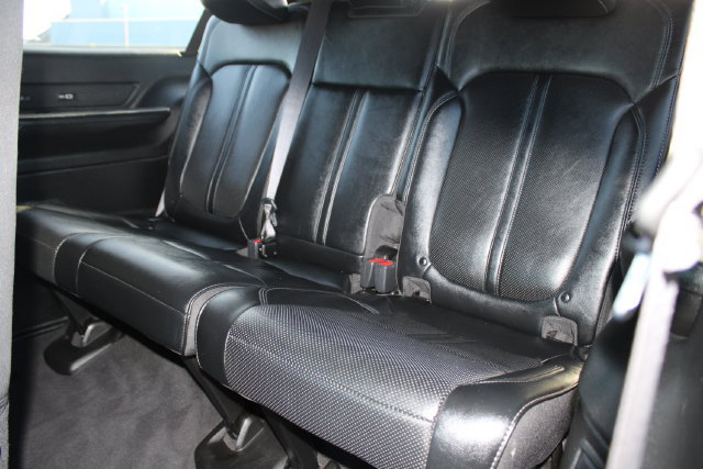 Used 2024 Jeep Wagoneer L Series II AWD/4WD image 52