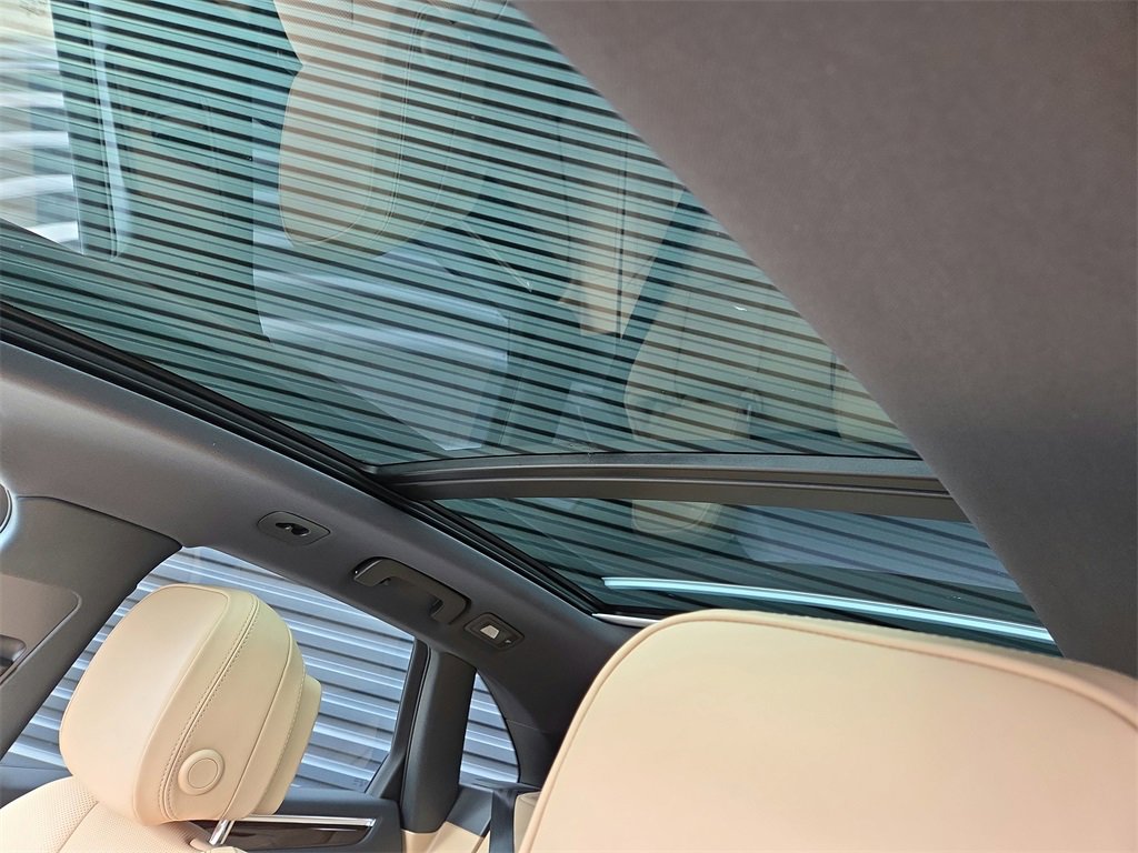 New 2026 Porsche Macan image 15