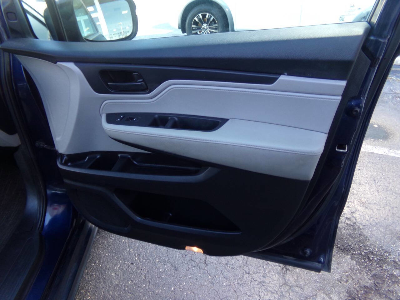 Used 2021 Honda Odyssey EX image 27