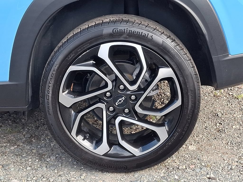 Certified 2024 Chevrolet Trax RS w/ Sunroof Package FWD image 31