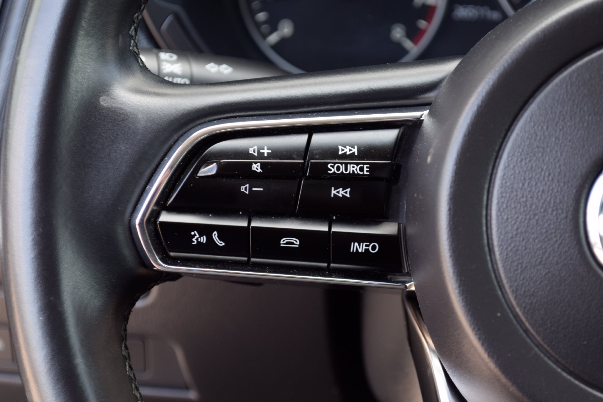 Used 2024 MAZDA CX-90 3.3 Turbo w/ Select Package AWD/4WD image 8
