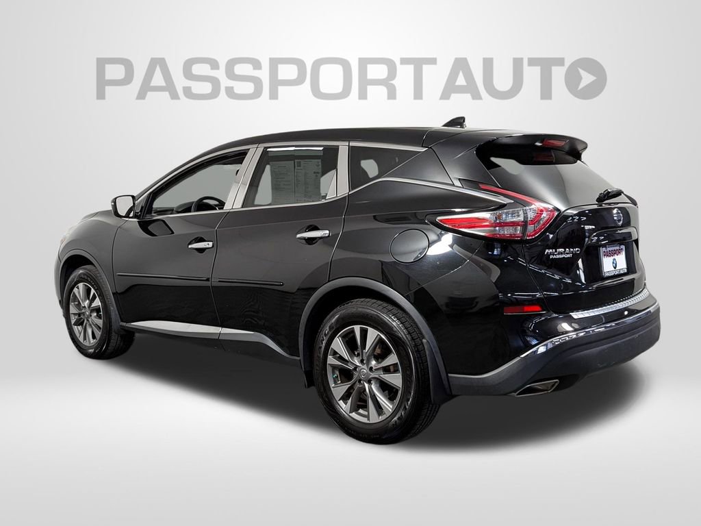 Used 2018 Nissan Murano S image 3