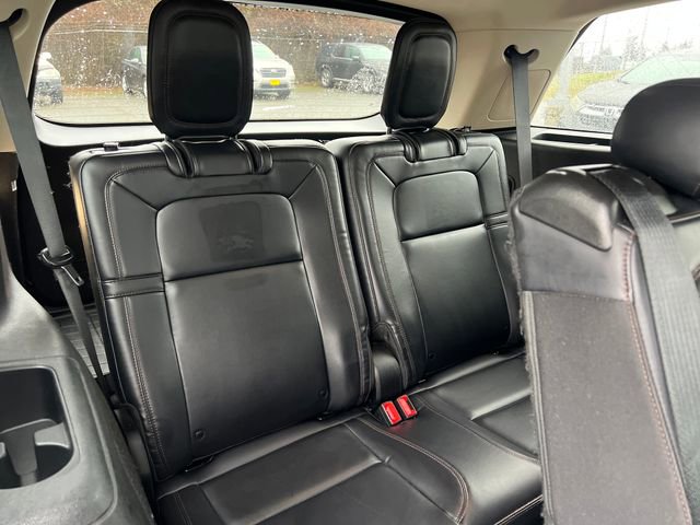 Used 2020 Lincoln Aviator Reserve w/ Equipment Group 202A image 16