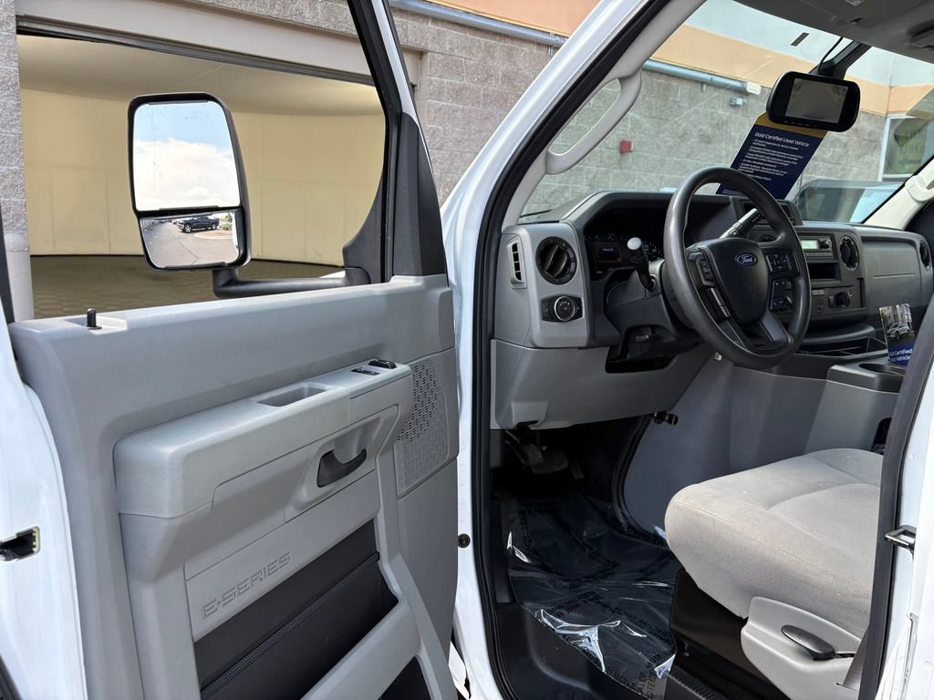 Used 2023 Ford E-450 and Econoline 450 Super Duty w/ Driver's Safety Package RWD image 12