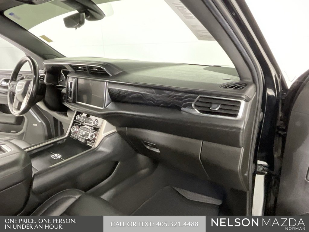 Used 2021 GMC Yukon XL Denali w/ Denali Ultimate Package image 29