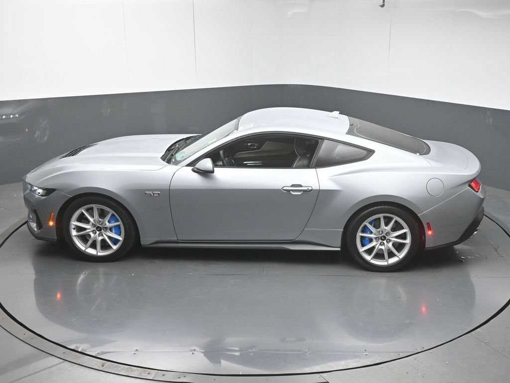 Used 2024 Ford Mustang GT Premium RWD image 41
