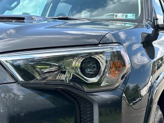 Certified 2024 Toyota 4Runner TRD Off-Road Premium w/ TRD Black Wheel Package (TMS) AWD/4WD image 10