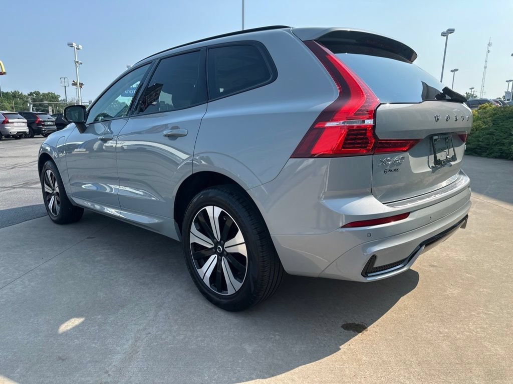 Certified 2025 Volvo XC60 T8 Core w/ Protection Package Premier AWD/4WD image 7