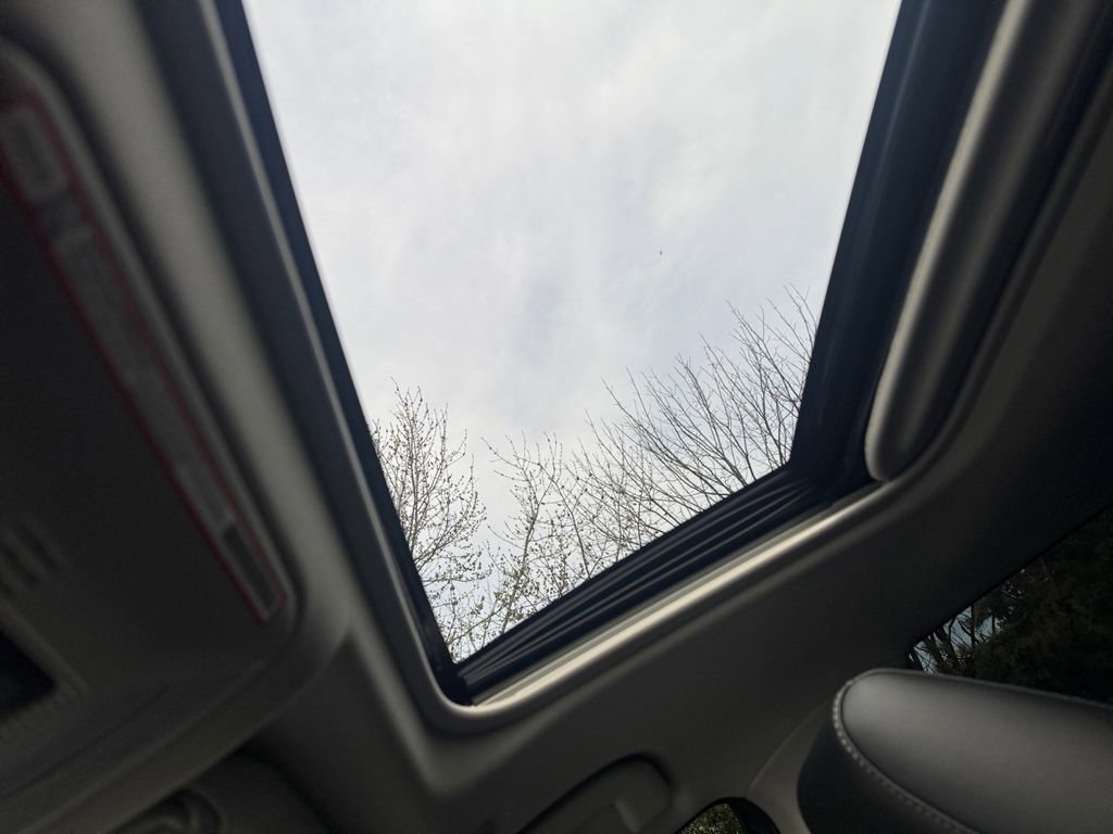 Used 2024 Toyota RAV4 XLE Premium image 27