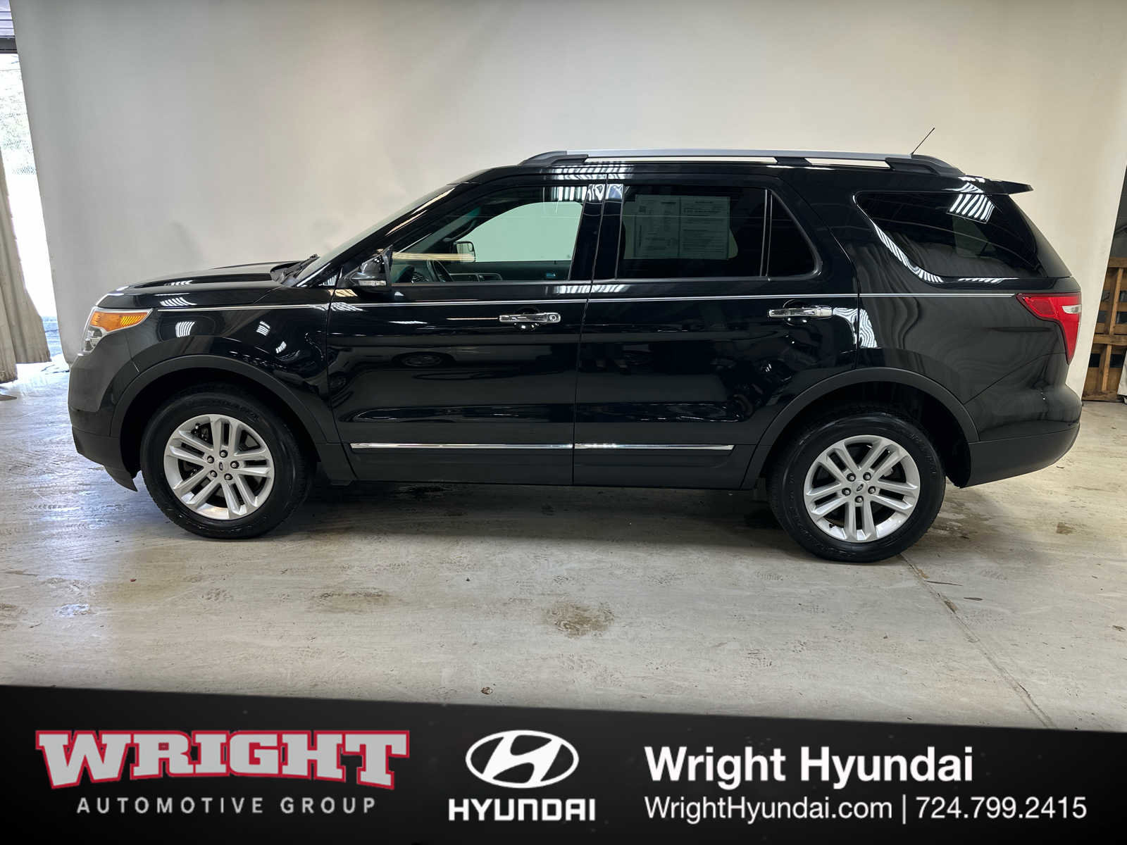 Used 2015 Ford Explorer XLT image 7