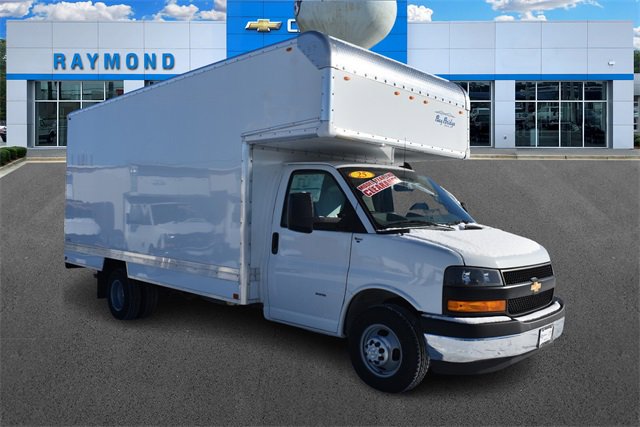New 2025 Chevrolet Express 3500 w/ Power Convenience Package image 10