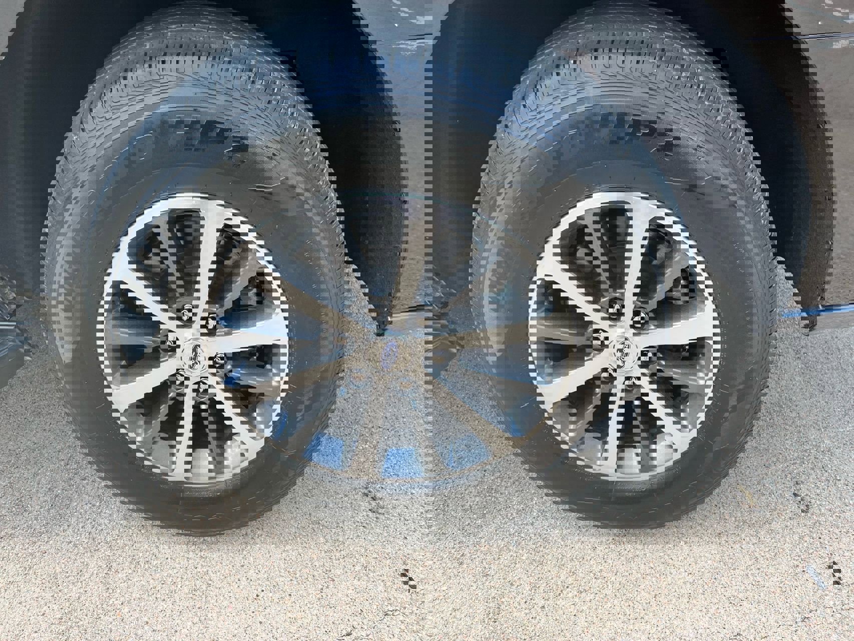 Used 2019 Ford Expedition Max XLT w/ Equipment Group 201A image 9