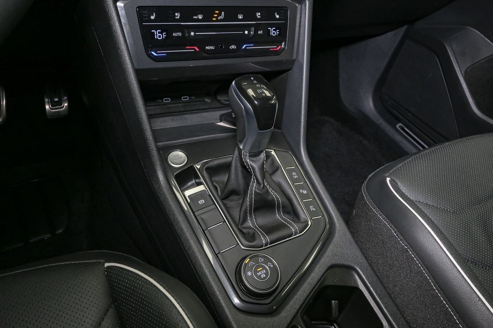 Used 2024 Volkswagen Tiguan SEL R-Line AWD/4WD image 38