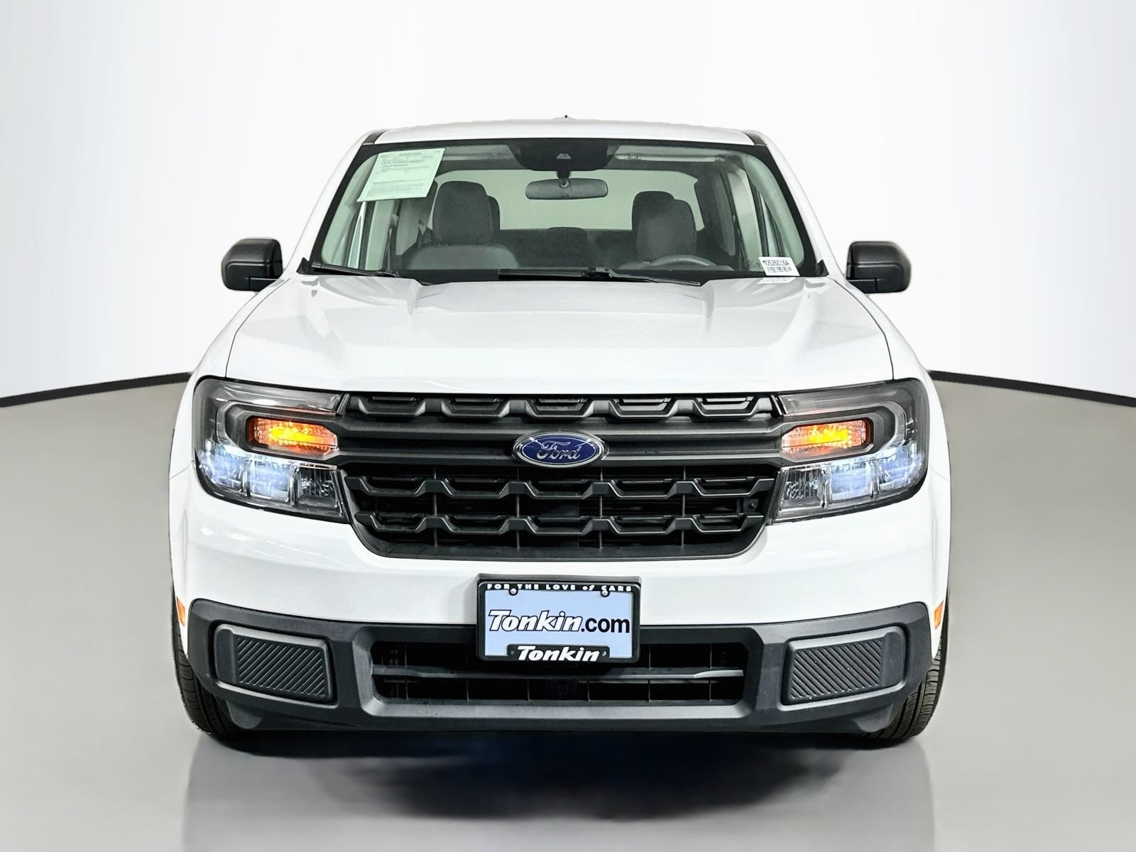 Used 2023 Ford Maverick XL FWD image 2