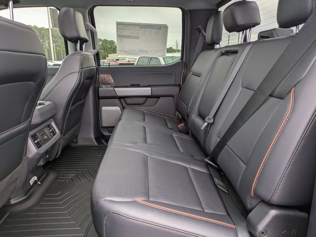 New 2026 Ford F250 Lariat AWD/4WD image 15
