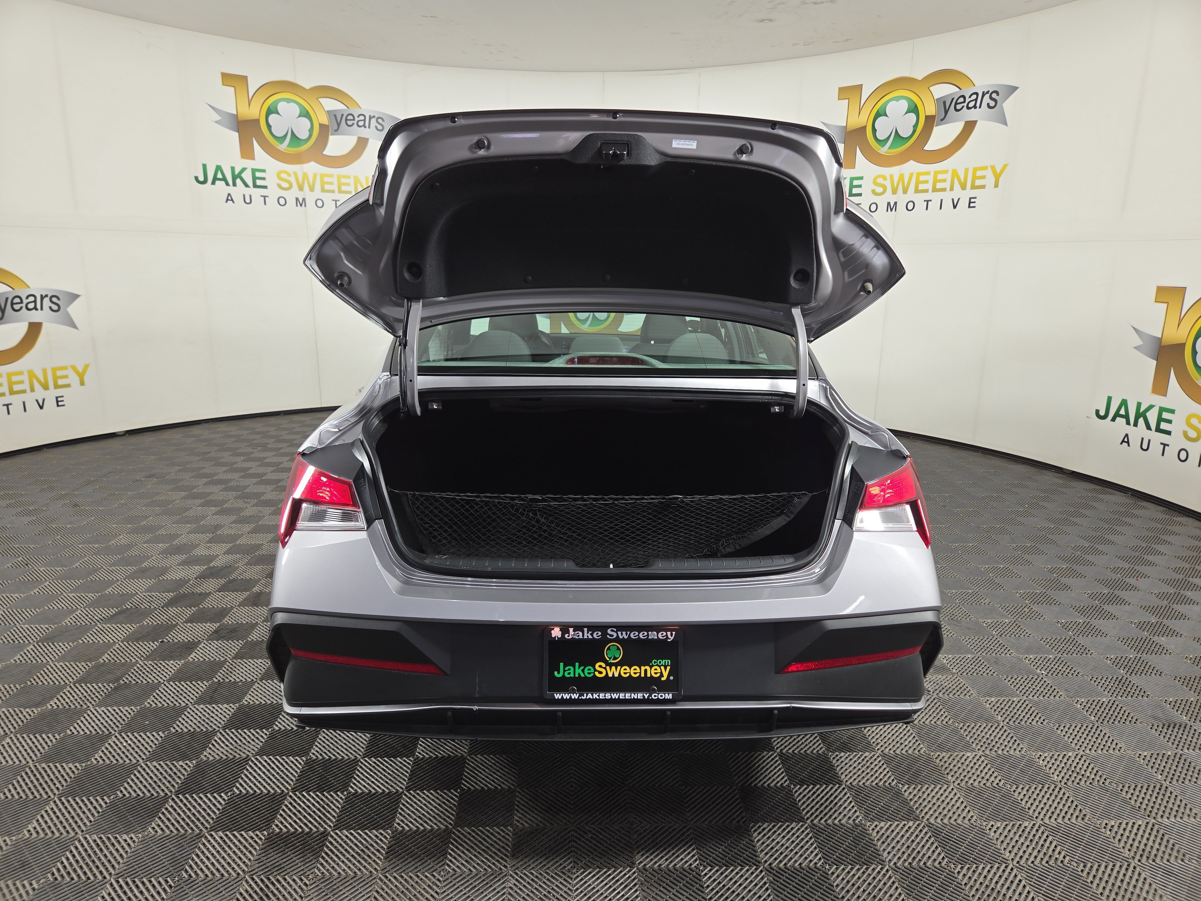 Used 2025 Hyundai Elantra Sport FWD image 31