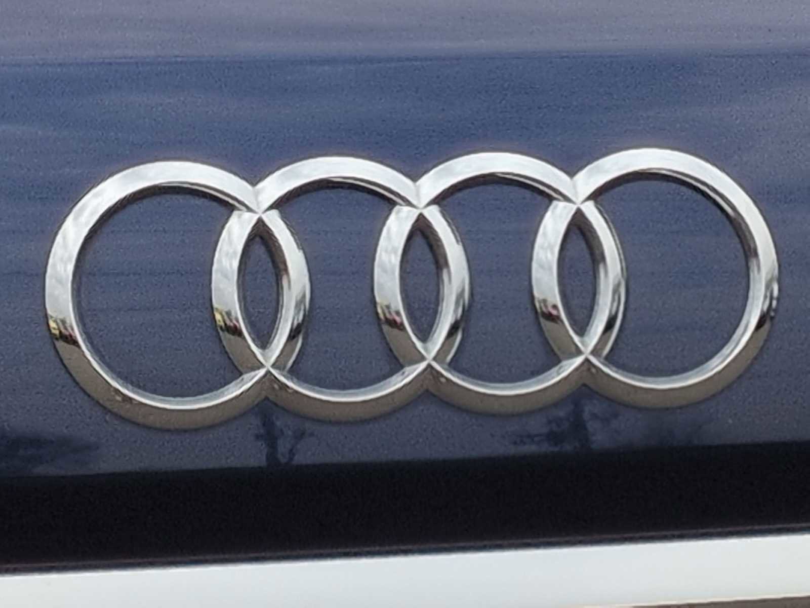 Used 2020 Audi Q7 3.0T Prestige w/ Prestige Package image 12