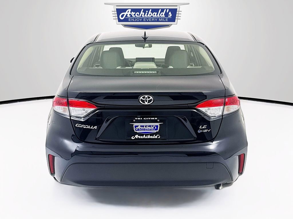 Used 2026 Toyota Corolla LE image 6