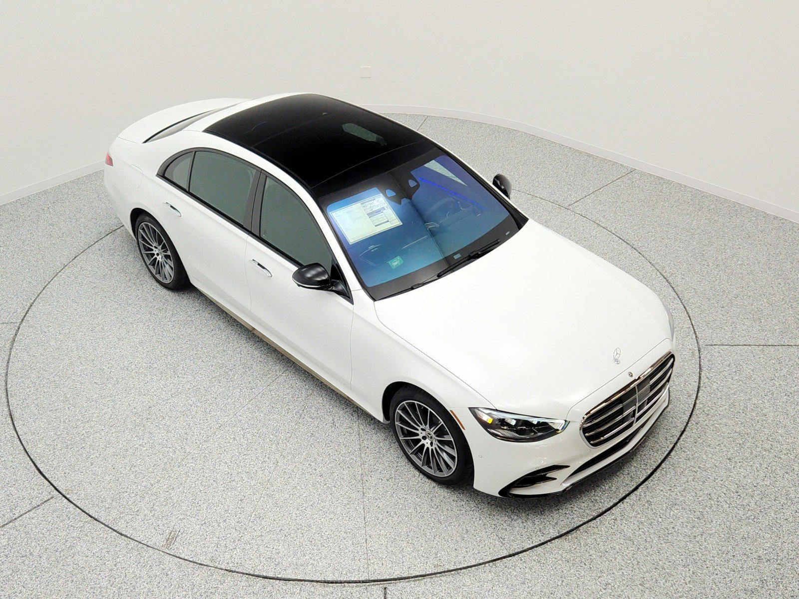 New 2026 Mercedes-Benz S 580e 4MATIC Sedan image 18