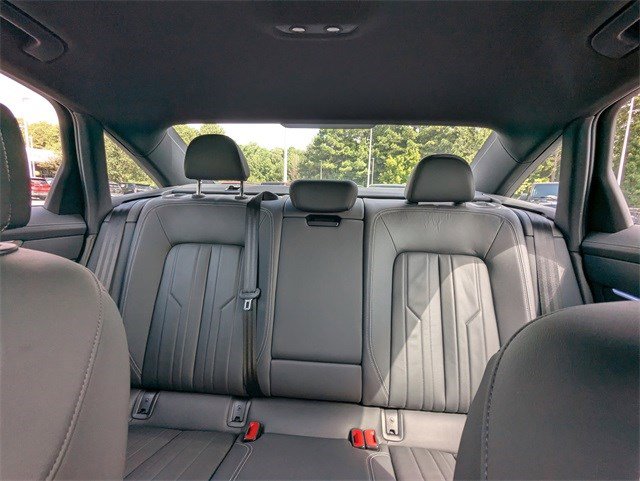 Used 2024 Audi A6 Premium Plus image 10