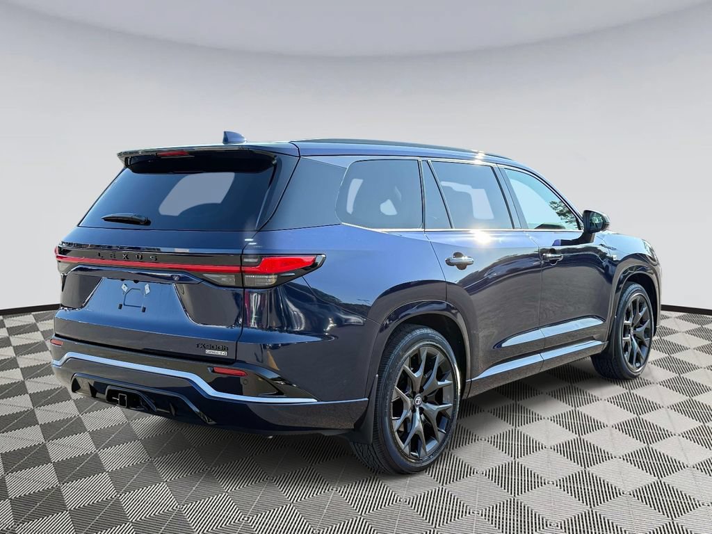 Used 2026 Lexus TX 500h AWD w/ Technology Package image 2