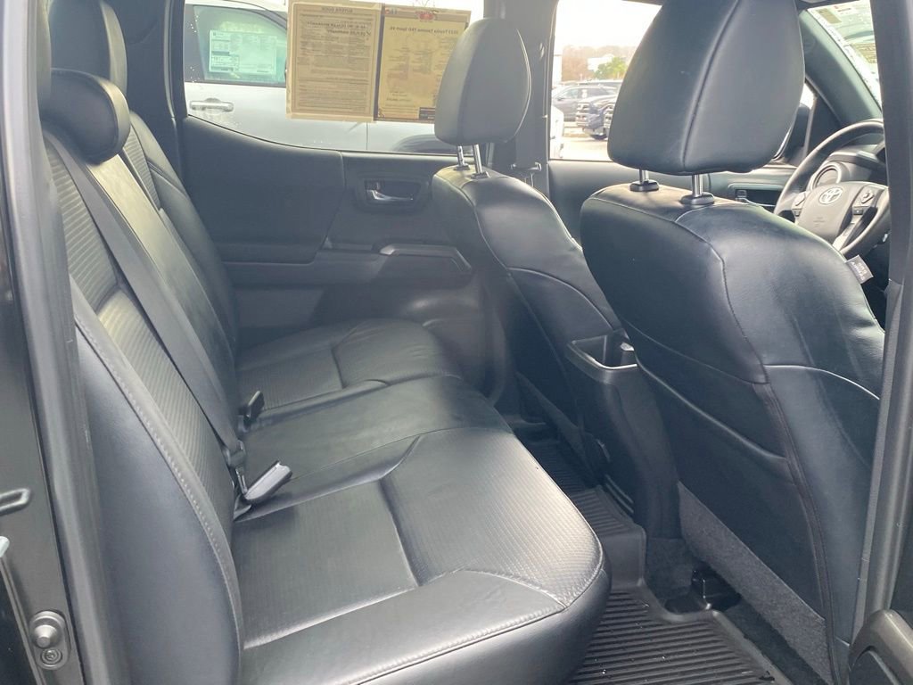 Used 2023 Toyota Tacoma TRD Sport image 16